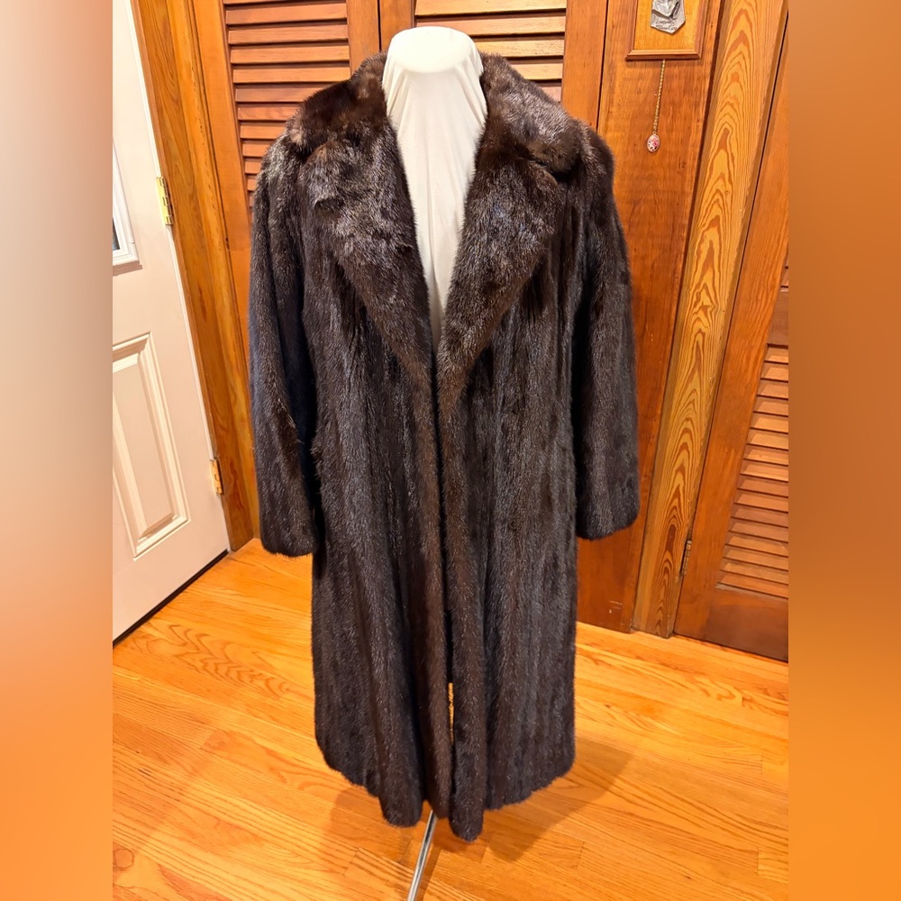 Boston Diutsh Mink Fur Coat